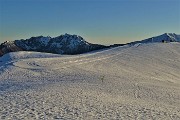 74 Pista sci di fondo dei Piani dell'Avaro con vista in Venturosa